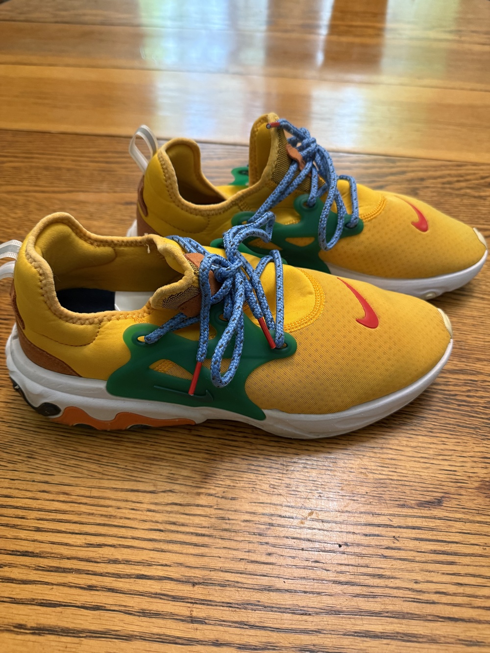 Nike React Presto Shoes Mens Size 11.5 Yellow Green Red Blue AV2605-701 Sneakers